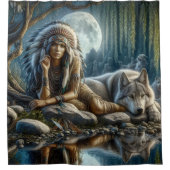 Een Indiaanse vrouw en haar trouwe wolf metgezel Douchegordijn (Voorkant)