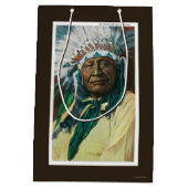 Een Indiase hoofdportret van Arapahoe Medium Cadeauzakje (Achterkant)