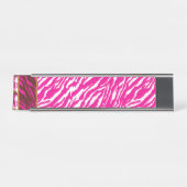 Een ingewikkeld bloemmotief in roze en wit, art bureau naambordje (Voorkant)