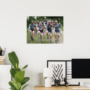 EEN INTIEM PORTRET VAN DE TOUR DE FRANCE JAREN 20 POSTER