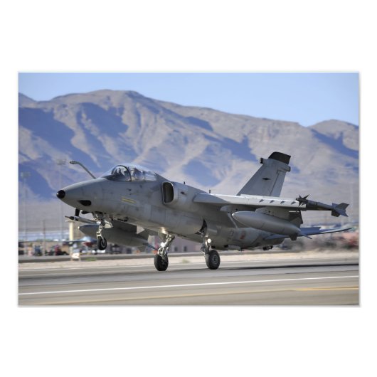 Een Italiaanse luchtmacht AMX-strijder Foto Afdruk (Voorkant)