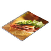 Een Italiaanse sub-sandwich met Notitieboek (Linkerzijde)