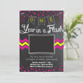 Een jaar in een Flash verjaardagsuitnodiging Kaart (Staand voorkant)