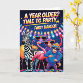 Een Jaar Ouder? Tijd om Harder te Feesten! Grappig Kaart (Gele Bloem)