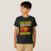 Een jongen die van basketbal houdt t-shirt (Voorkant volledig)