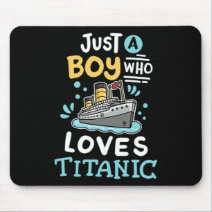 Een Jongen Die Van De Rms Titanic Grappige Cruises Muismat