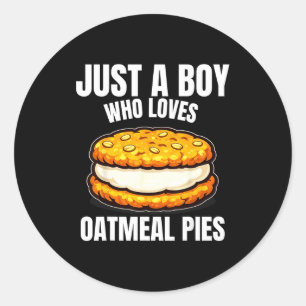 Een jongen die van havermout taarten dessert liefh ronde sticker