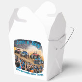 Een jongen die van monstertrucks houdt bedankdoosjes (Open)