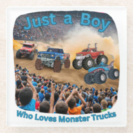 Een jongen die van monstertrucks houdt glazen onderzetter