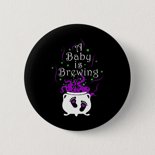 Een jongen is bezig met het brouwen van Halloween Ronde Button 5,7 Cm (Voorkant)
