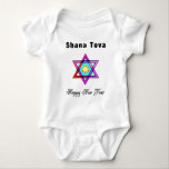 Een joodse ster Shana Tova Romper<br><div class="desc">Shana Tova Jewish Star is voorzien van Hebreeuwse stijl gekleurd glas Star van David en zonnige groet voor een Happy Nieuwjaar.</div>