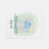 Een jute olifant in een bloemweide. fleece deken (Voorkant (Horizontaal))