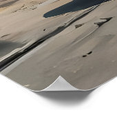 Een kameleon op een auto in een levendig schilderi poster (Hoek)