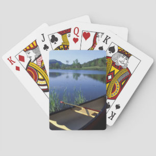Een kano rust op de oever van Little Long Pond Speelkaarten