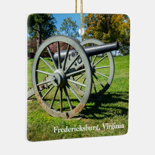 Een kanon op het slagveld Fredericksburg Keramisch Ornament (Rechts)