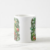 Een kat in een pet van de Kerstman en een kerstboo Koffiemok (Center)