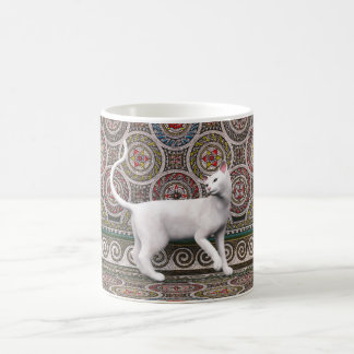 Een kat op de mozaïek mok