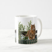 een kat op een mok (Voorkant rechts)