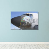 Een KC-135 Stratotagalende patriottische neus Canvas Afdruk (Insitu (Houten vloer))