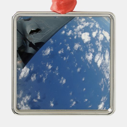 Een KC-135 Stratotanker vult een B-2-geest Metalen Ornament (Voorkant)