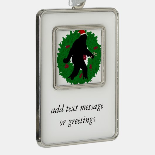 Een kerstvierkant met een adem verzilverd omlijst ornament (Rechts)