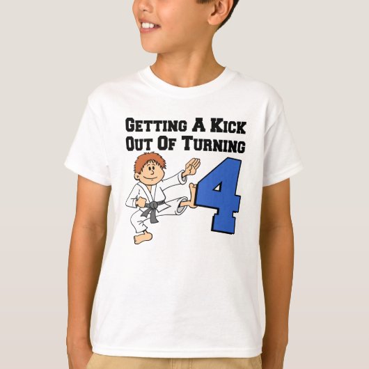Een Kick-out van 4-Karate thema T-shirt (Voorkant)