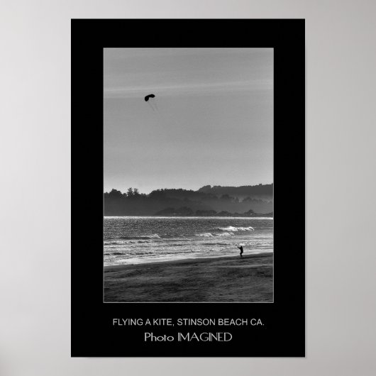 EEN KITE VLIEGEN, STINSON BEACH CA., ONS POSTER (Voorkant)
