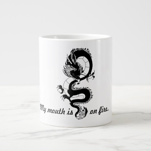 Een klassieke mok met een draak  (Voorkant)