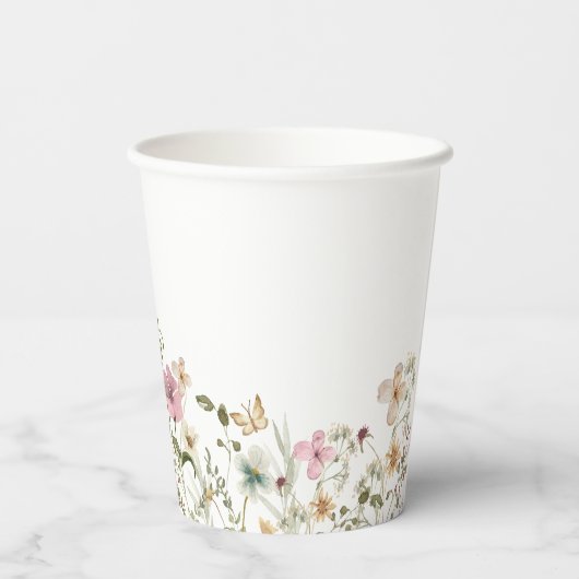 Een klein Baby shower van een meisje met wilde blo Papieren Bekers (Achterkant)