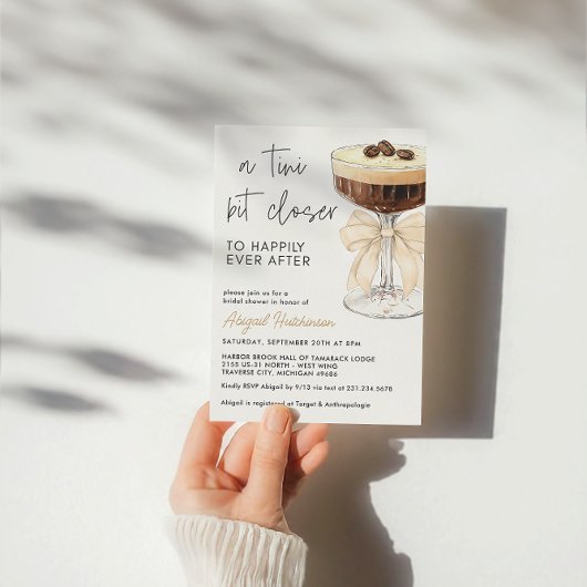 Een klein beetje dichterbij Bow Espresso Martini B Kaart