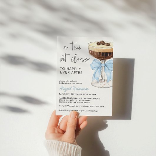 Een klein beetje dichterbij Bow Espresso Martini B Kaart