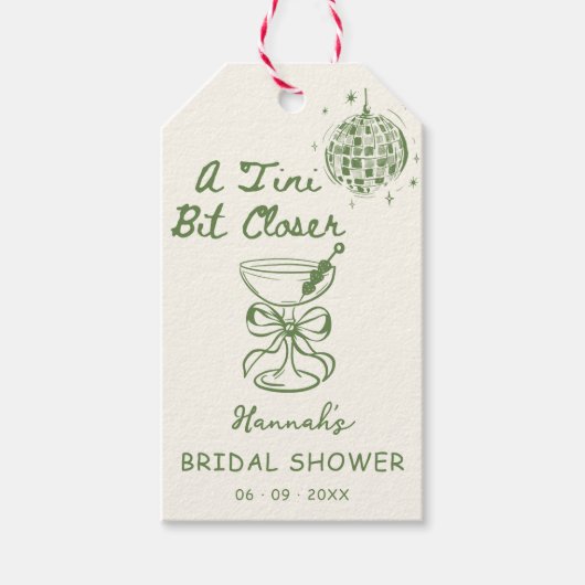 Een klein beetje dichterbij getrokken Vrijgezellen Cadeaulabel (Voorkant)