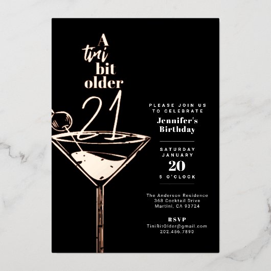Een klein beetje ouder 21e verjaardag Martini Part Folie Uitnodiging (Voorkant)