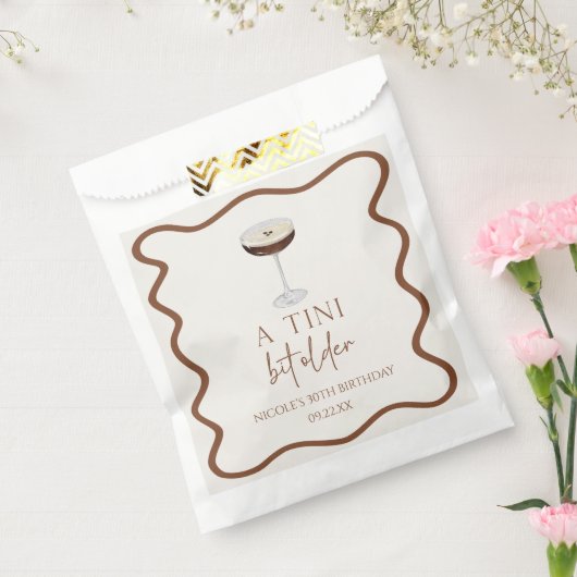 Een klein beetje ouder Expresso Martini verjaardag Bedankzakje (Gezegeld)