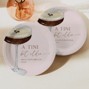 Een klein beetje ouder Expresso Martini verjaardag Papieren Bordje