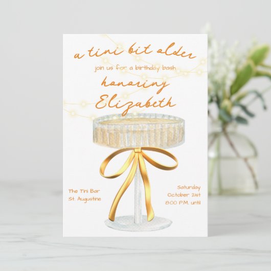 Een klein beetje ouder Martini thema verjaardagsui Kaart (Staand voorkant)