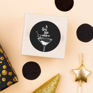 Een klein beetje ouder martini verjaardagsfeestje  ronde sticker