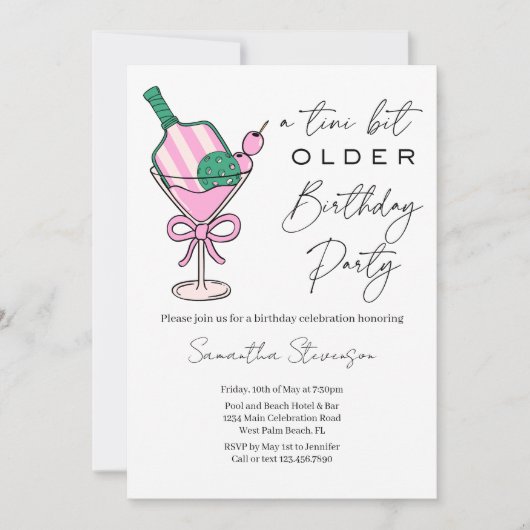 Een klein beetje ouder pickleball thema verjaardag kaart (Voorkant)