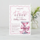 Een klein beetje ouder roze strik Martini verjaard Kaart (Staand voorkant)