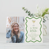 Een klein beetje ouder vuil martini verjaardagsfee kaart (Staand voorkant)