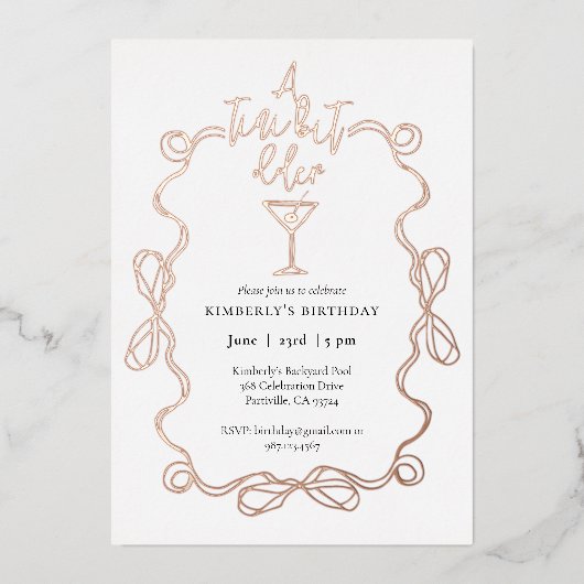 Een klein beetje ouder witgouden Martini verjaarda Folie Uitnodiging (Voorkant)