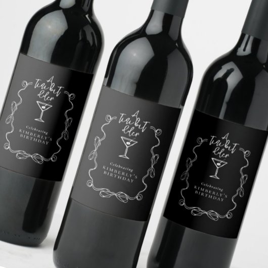 Een klein beetje ouder zwart-wit verjaardagsfeestj wijn etiket