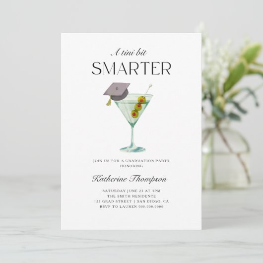 Een klein beetje slimmer Martini Glass Afstuderen Kaart (Staand voorkant)