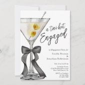 Een klein beetje verloofd vuile martini verlovings kaart (Voorkant)