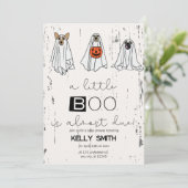 Een klein boe is bijna een Baby shower uitnodiging (Staand voorkant)