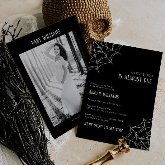 Een klein boe is bijna een Baby shower uitnodiging