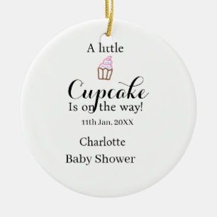 Een klein cupcake is op komst baby shower naam da keramisch ornament