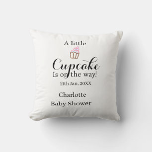 Een klein cupcake is op komst baby shower naam da kussen