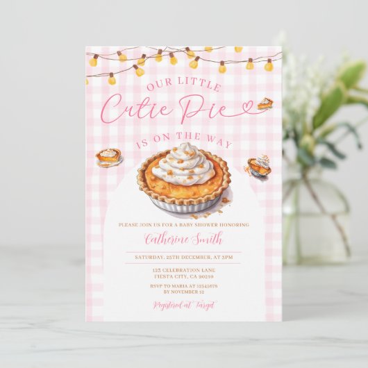 Een klein Cutie Pie komt onderweg Baby Shower Roze Kaart (Staand voorkant)