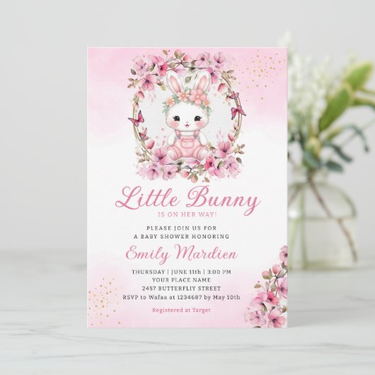 Een klein konijn cute bloem roze baby shower meisj kaart (Staand voorkant)